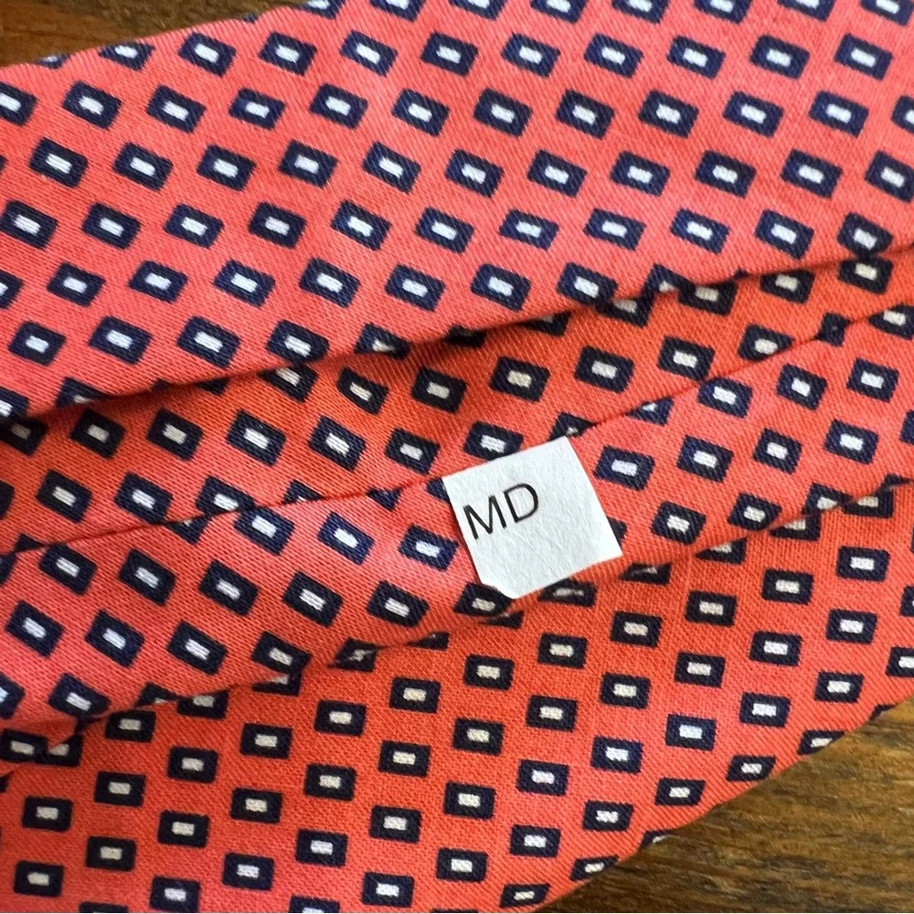 NEW J BAILEY BOY'S SIZE MED TIE NECKTIE BLUE & WHITE SEERSUCKER NWT